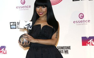 Nicky Minaj xin lỗi vì video clip 'cổ súy' phát xít